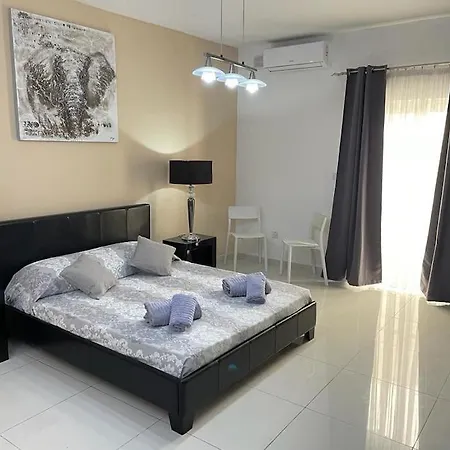 Mensija Apartamento *