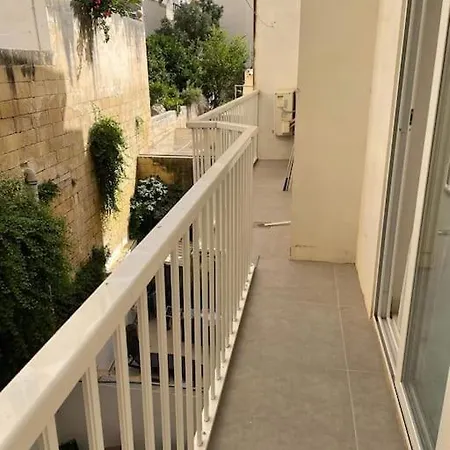 Apartament Mensija *